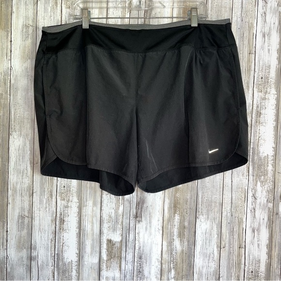 Nike Running Black Shorts - Picture 1 of 6